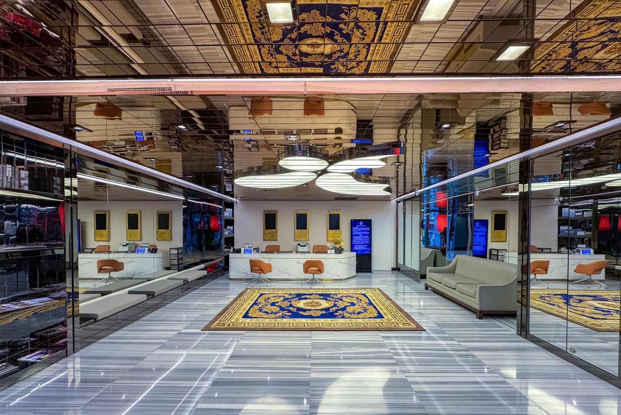 Sunworld Dynasty Hotel Beijing Wangfujing Екстериор снимка The lobby of the station
